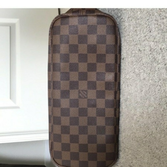 SOLD Authentic Louis Vuitton Damier PM tote 👜 - Picture 6 of 8